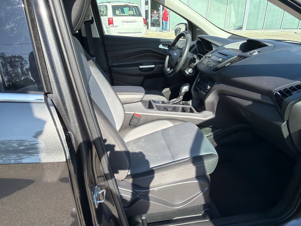 2018 Ford Escape Image 9