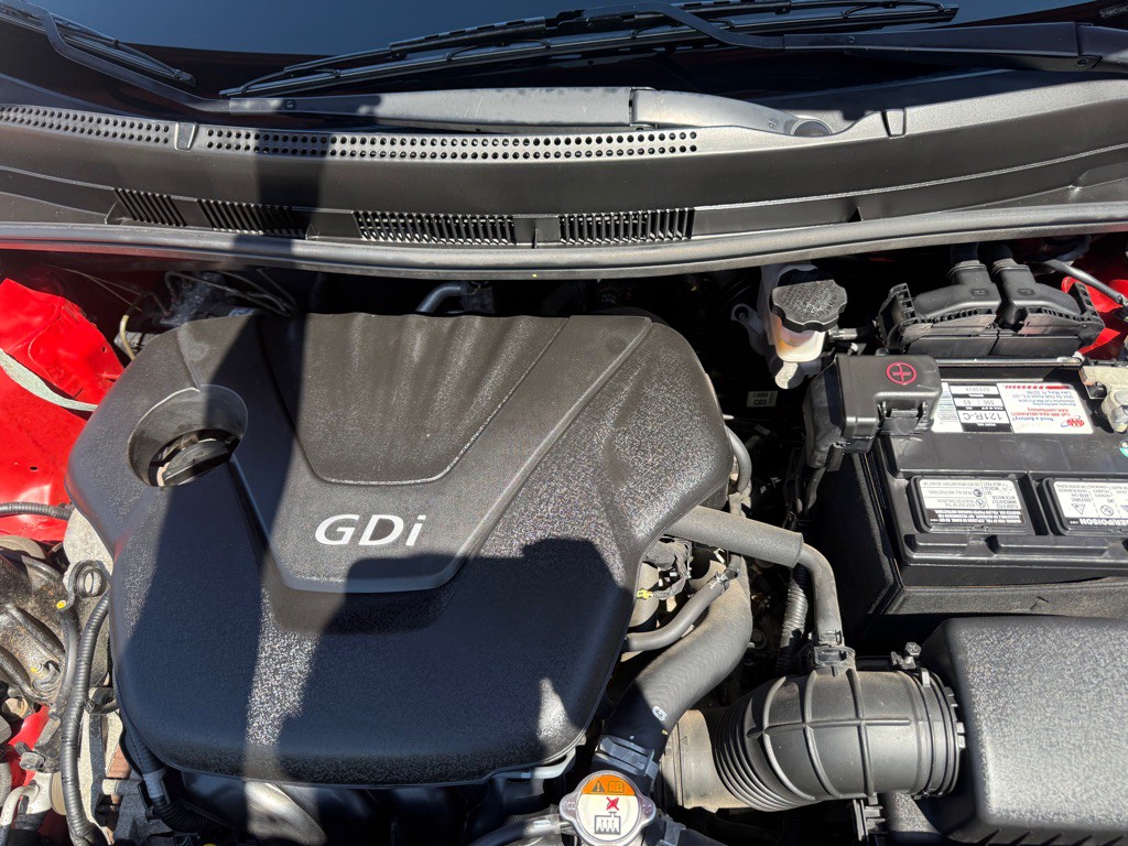 2016 Hyundai Accent Image 22