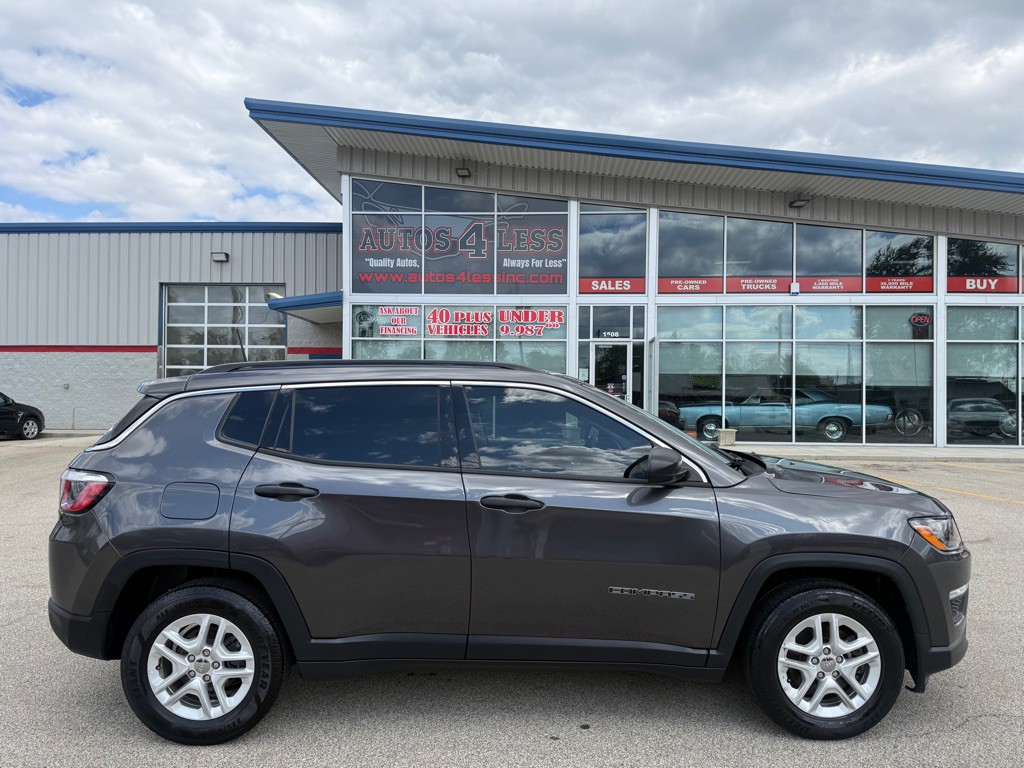 2019 Jeep Compass Image 1