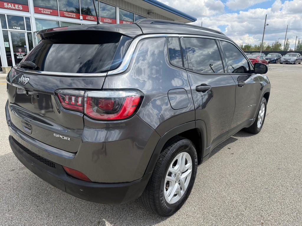 2019 Jeep Compass Image 8