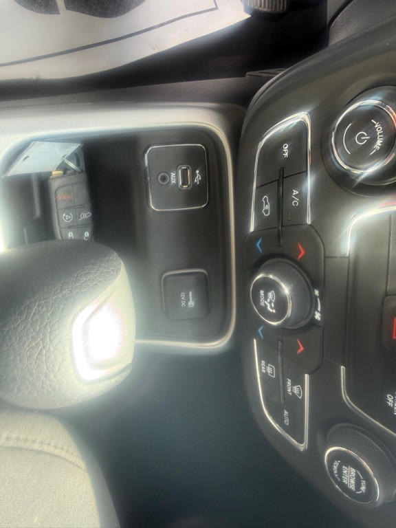 2019 Jeep Compass Image 12
