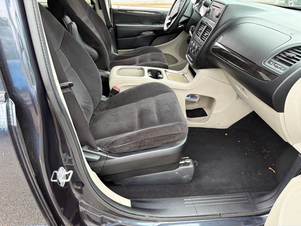 2014 Dodge Grand Caravan Image 9