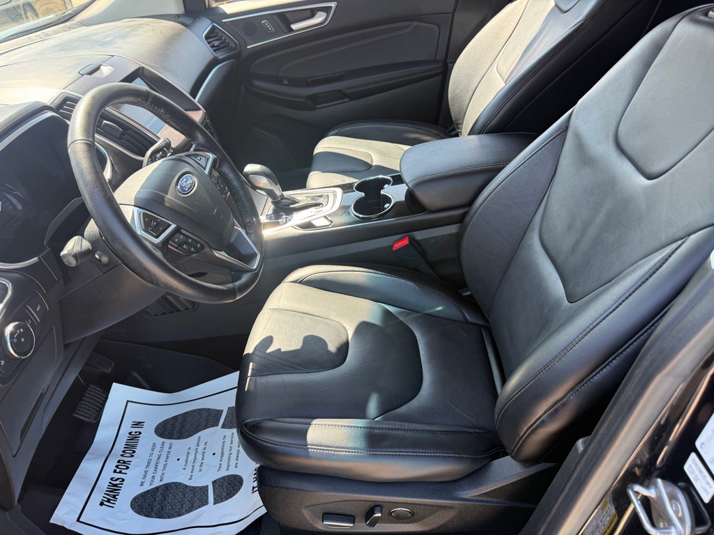2018 Ford Edge Image 10