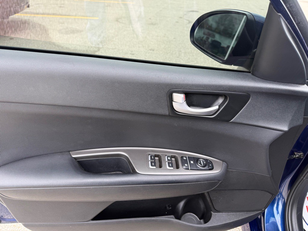2019 Kia Optima Image 9