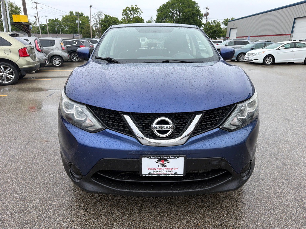 2018 Nissan Rogue Image 3