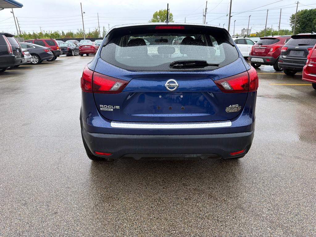 2018 Nissan Rogue Image 7