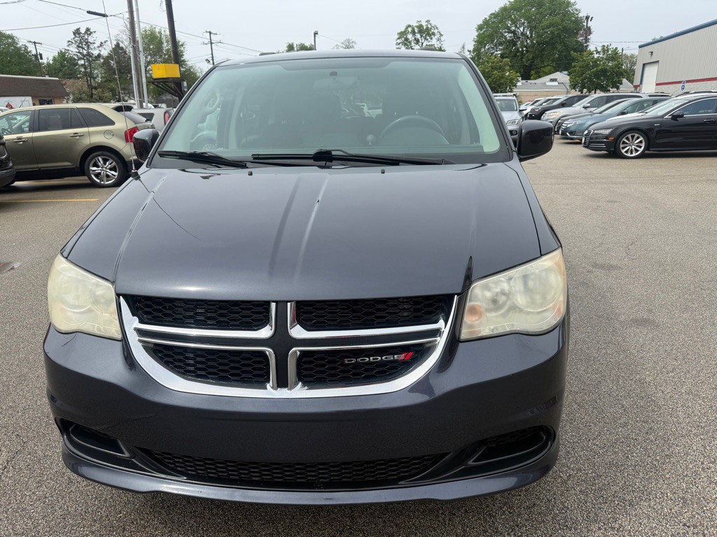 2019 Dodge Grand Caravan Image 2