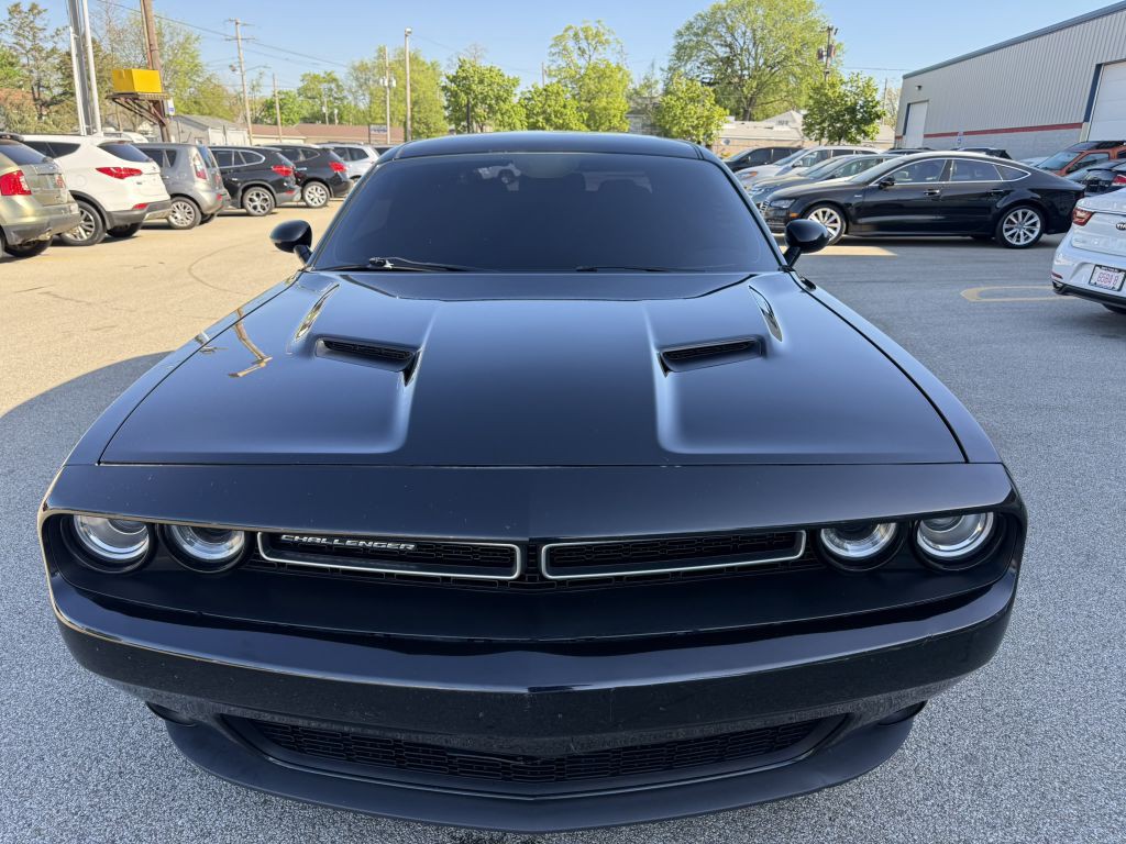 2018 Dodge Challenger Image 3