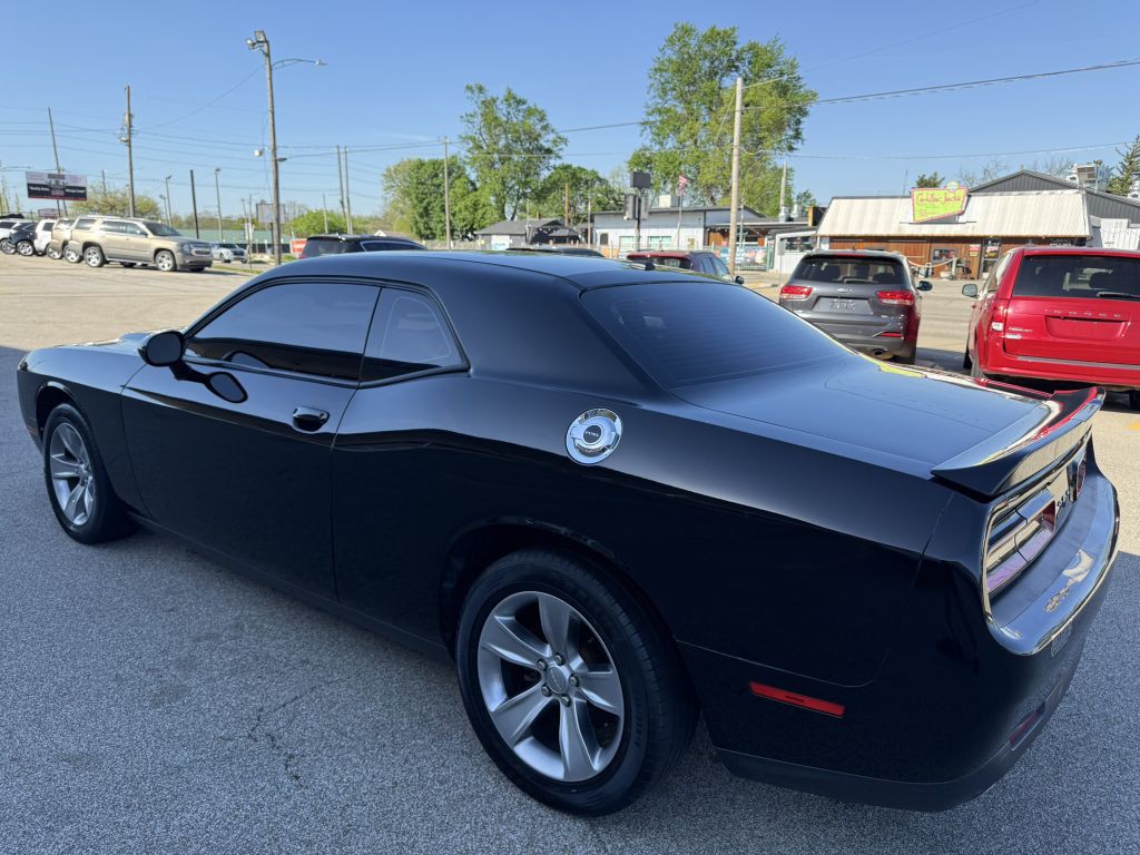 2018 Dodge Challenger Image 6