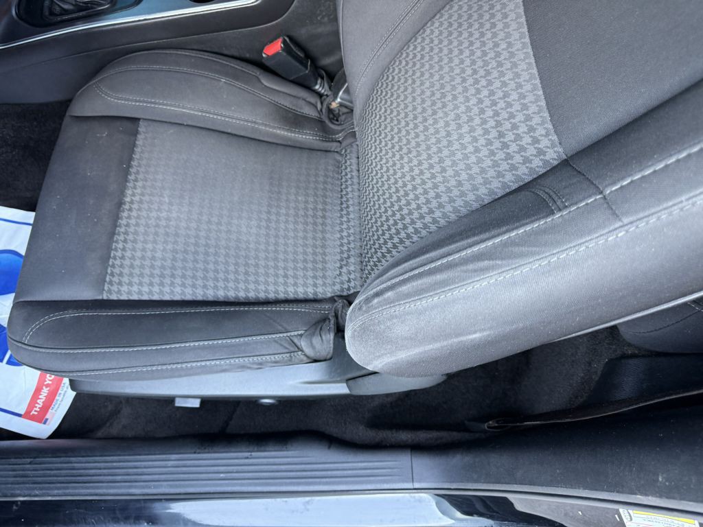 2018 Dodge Challenger Image 7