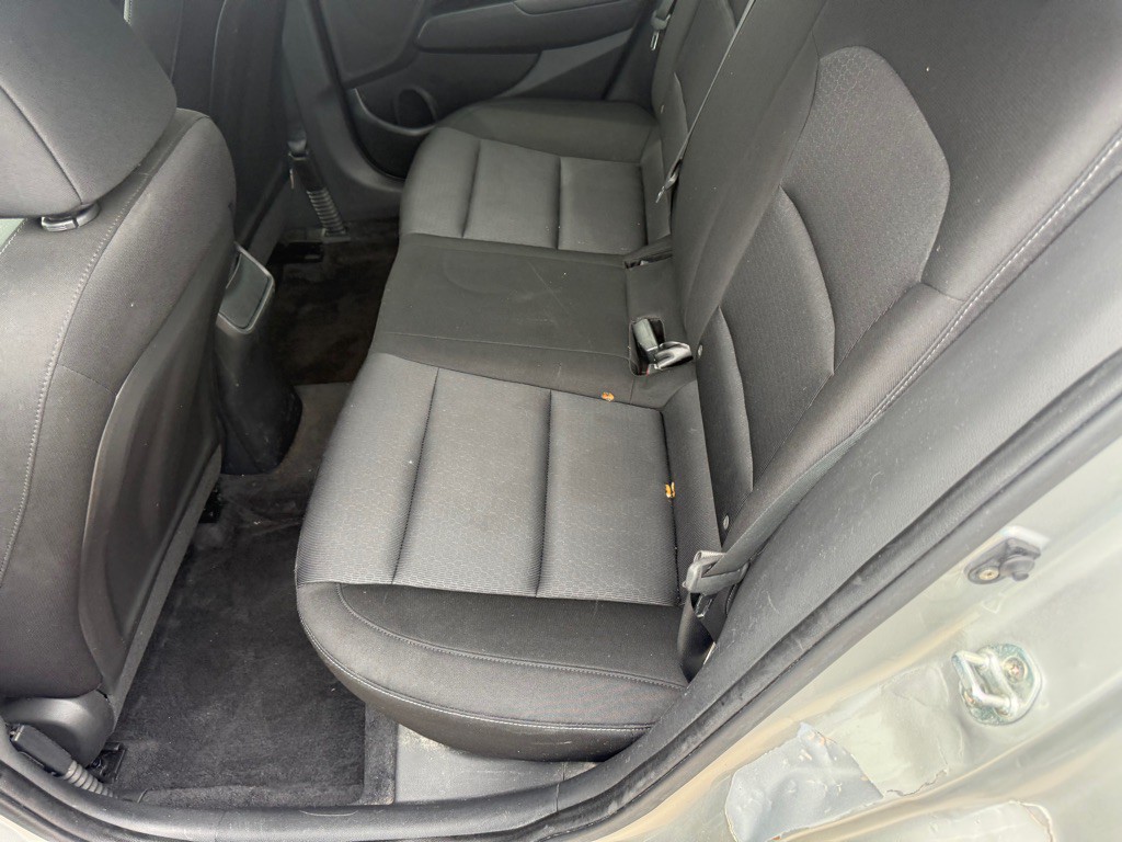 2018 Hyundai Elantra Image 18