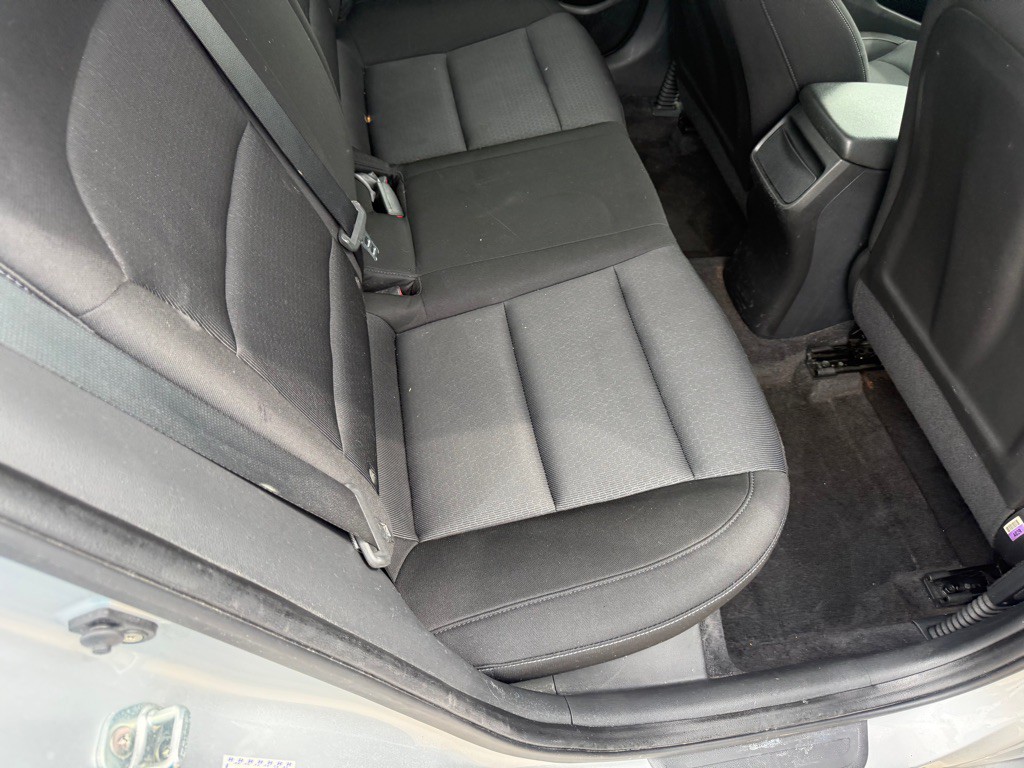 2018 Hyundai Elantra Image 21