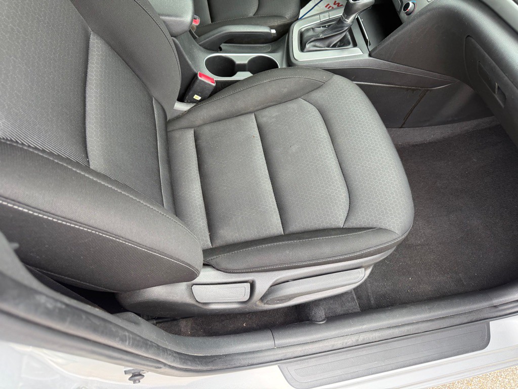 2018 Hyundai Elantra Image 23