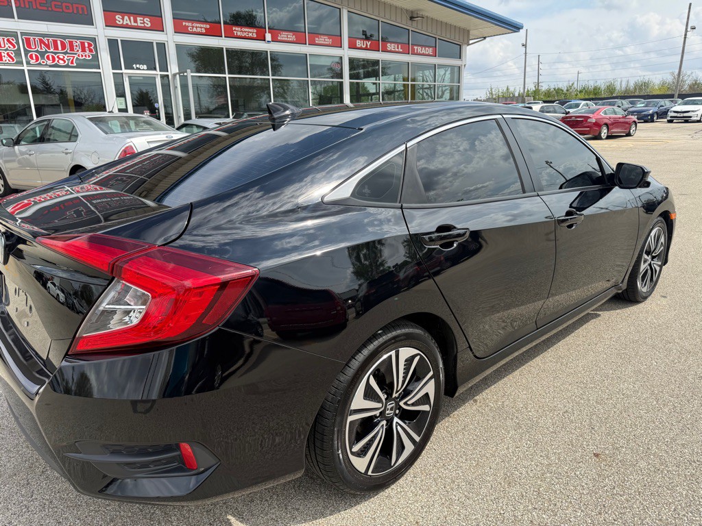 2017 Honda Civic Image 8