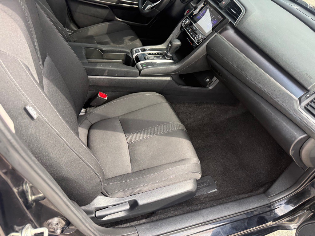 2017 Honda Civic Image 24