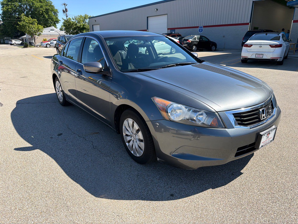 2009 Honda Accord Image 2