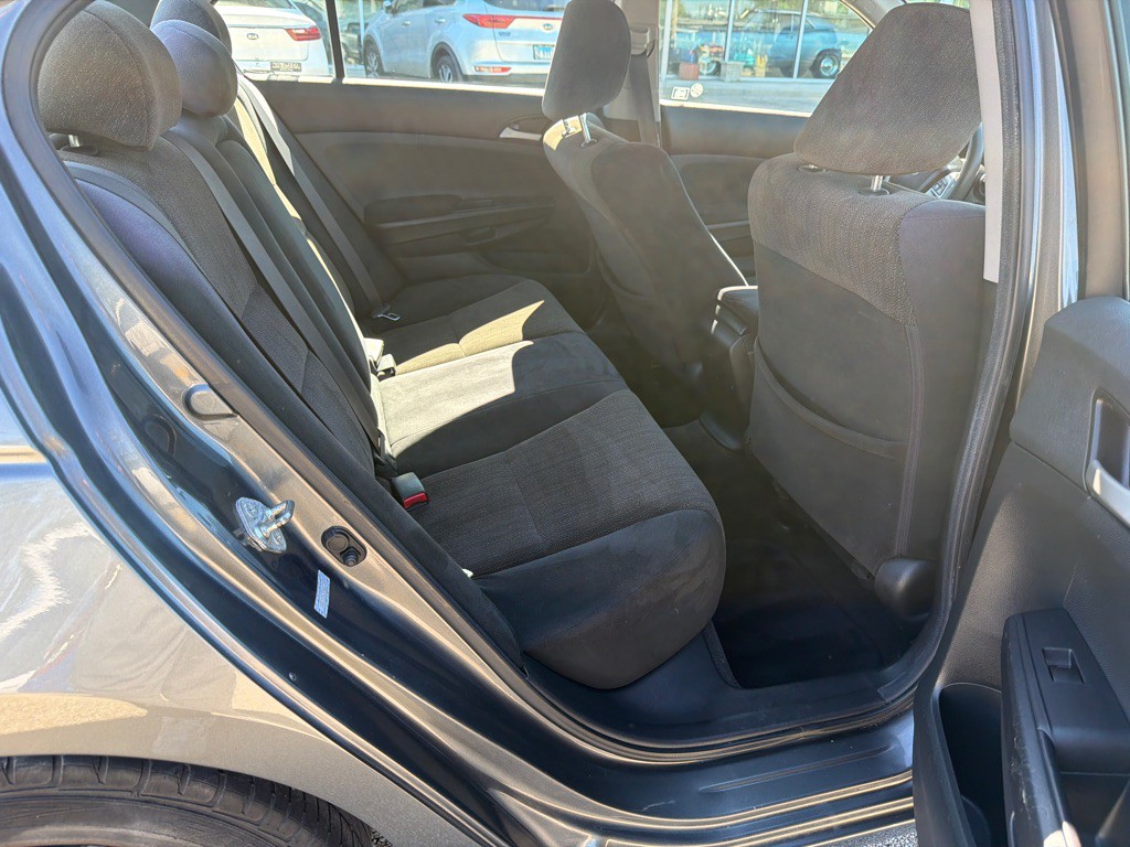 2009 Honda Accord Image 10