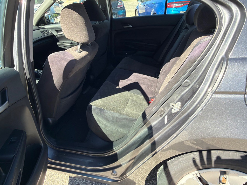 2009 Honda Accord Image 11
