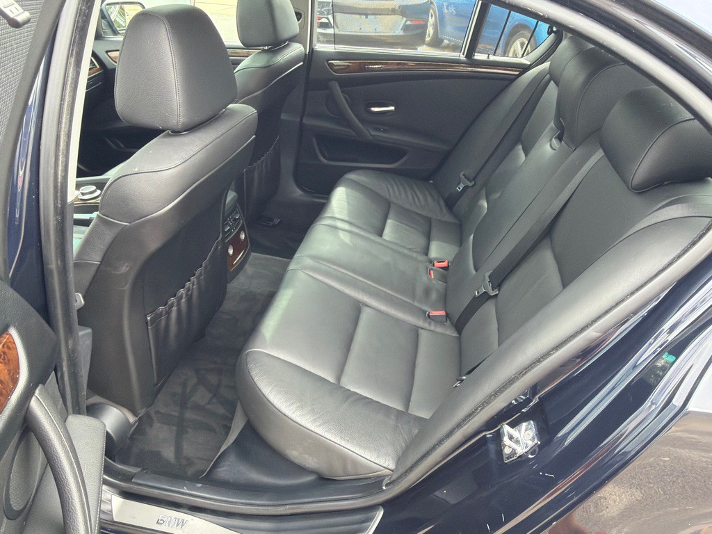 2008 BMW 5 Series Image 12