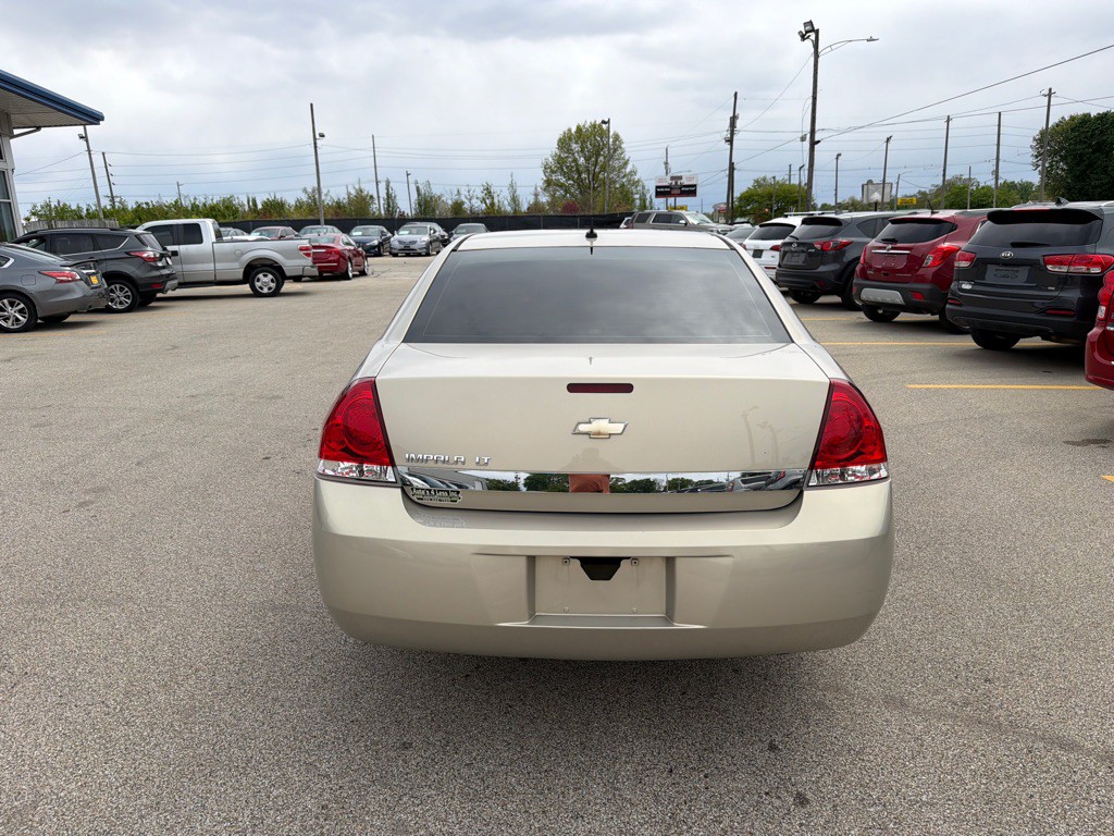 2010 Chevrolet Impala Image 7
