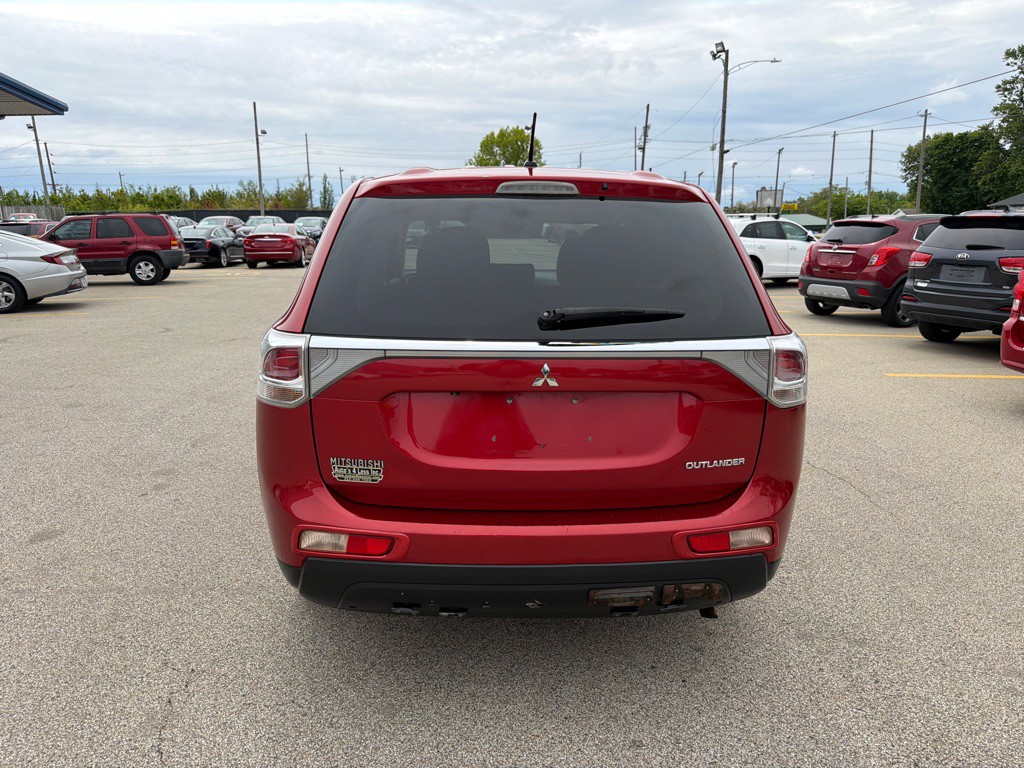 2015 Mitsubishi Outlander Image 7
