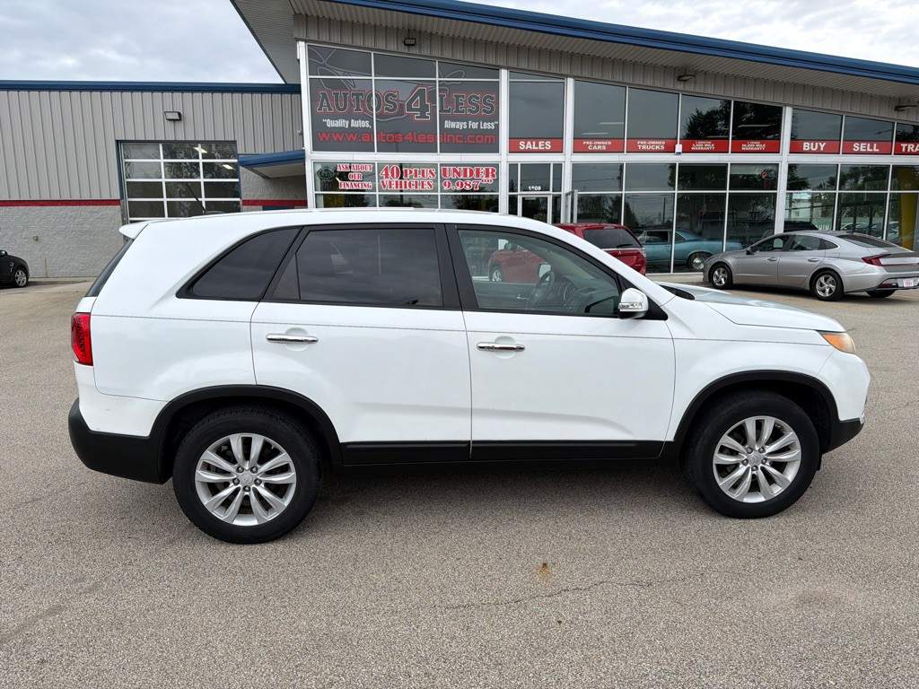2011 Kia Sorento Image 1