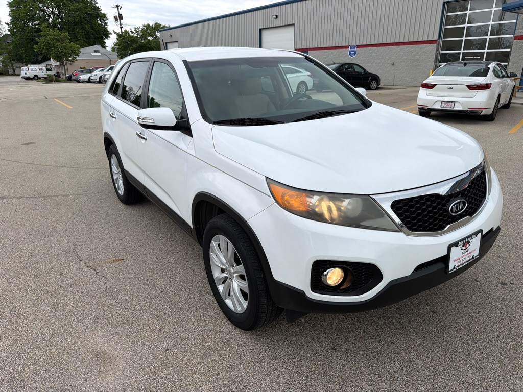 2011 Kia Sorento Image 2