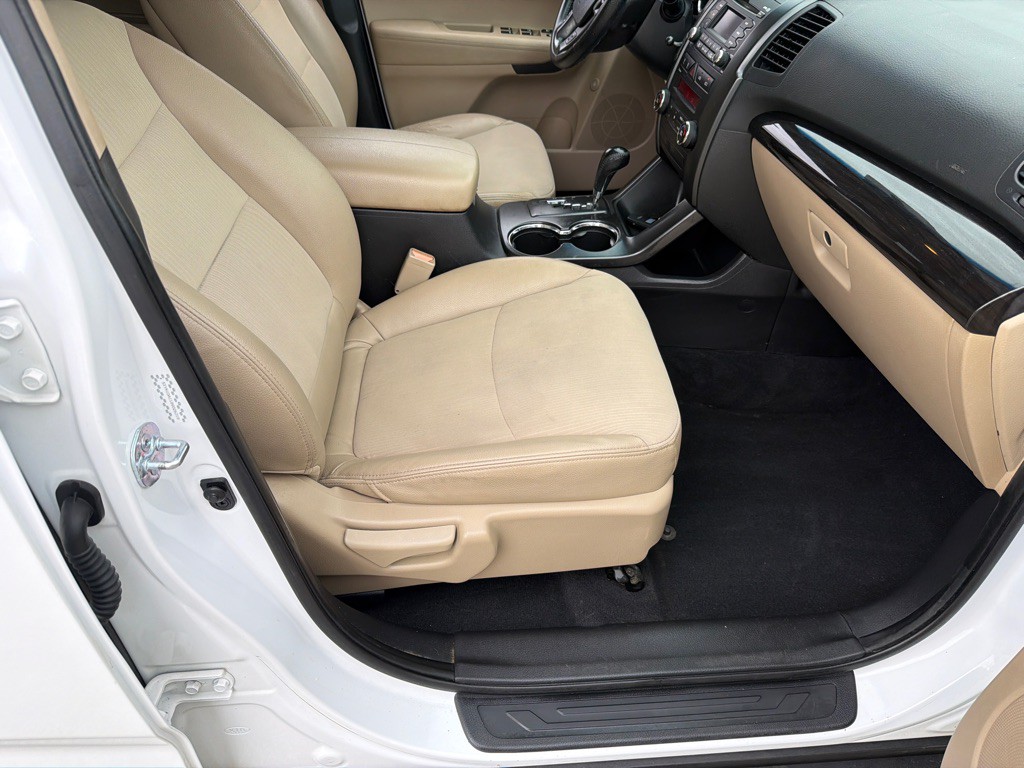 2011 Kia Sorento Image 9