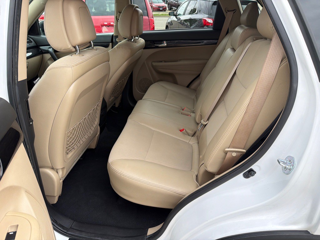 2011 Kia Sorento Image 11