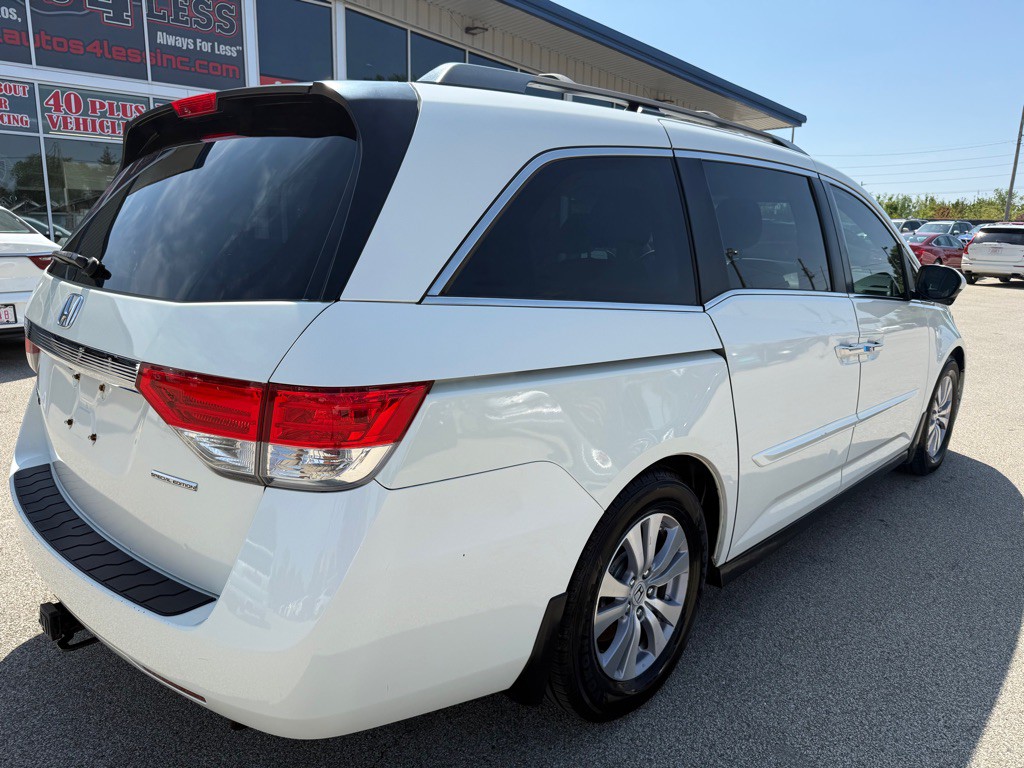 2017 Honda Odyssey Image 8