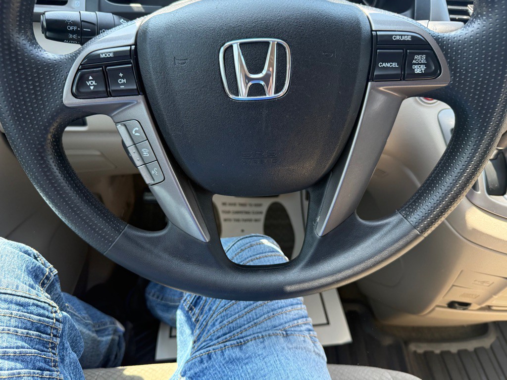 2017 Honda Odyssey Image 11