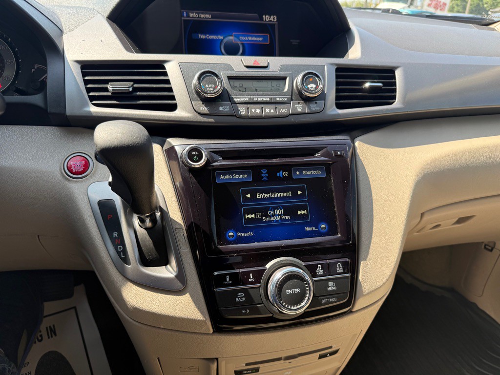 2017 Honda Odyssey Image 13