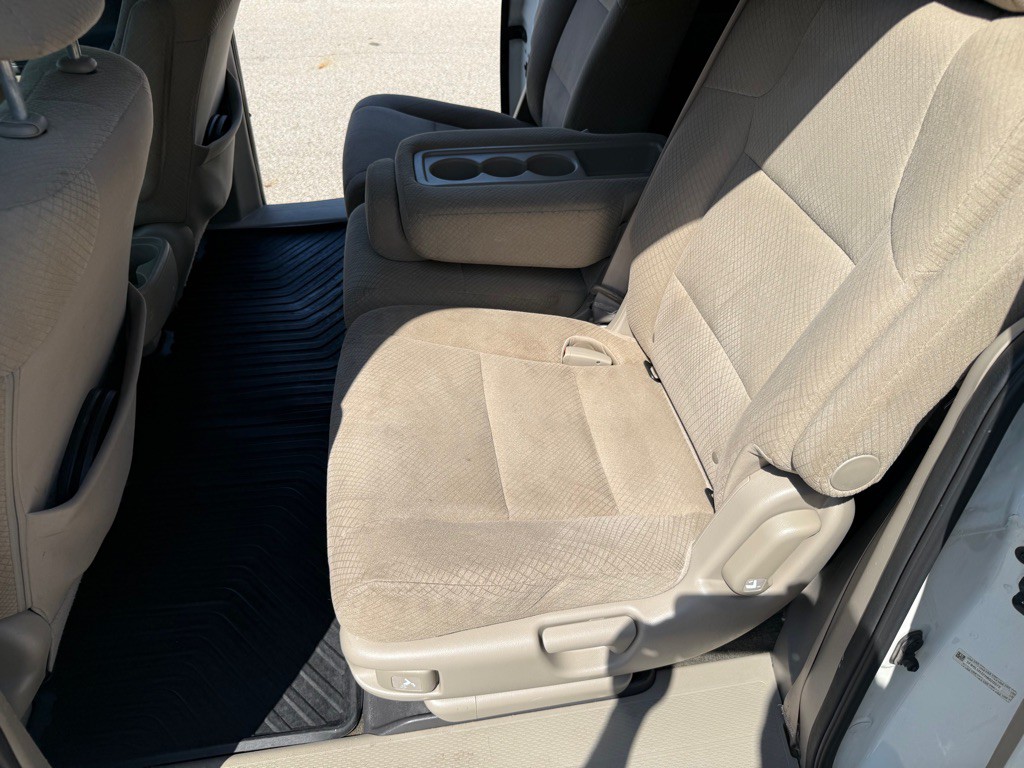 2017 Honda Odyssey Image 16