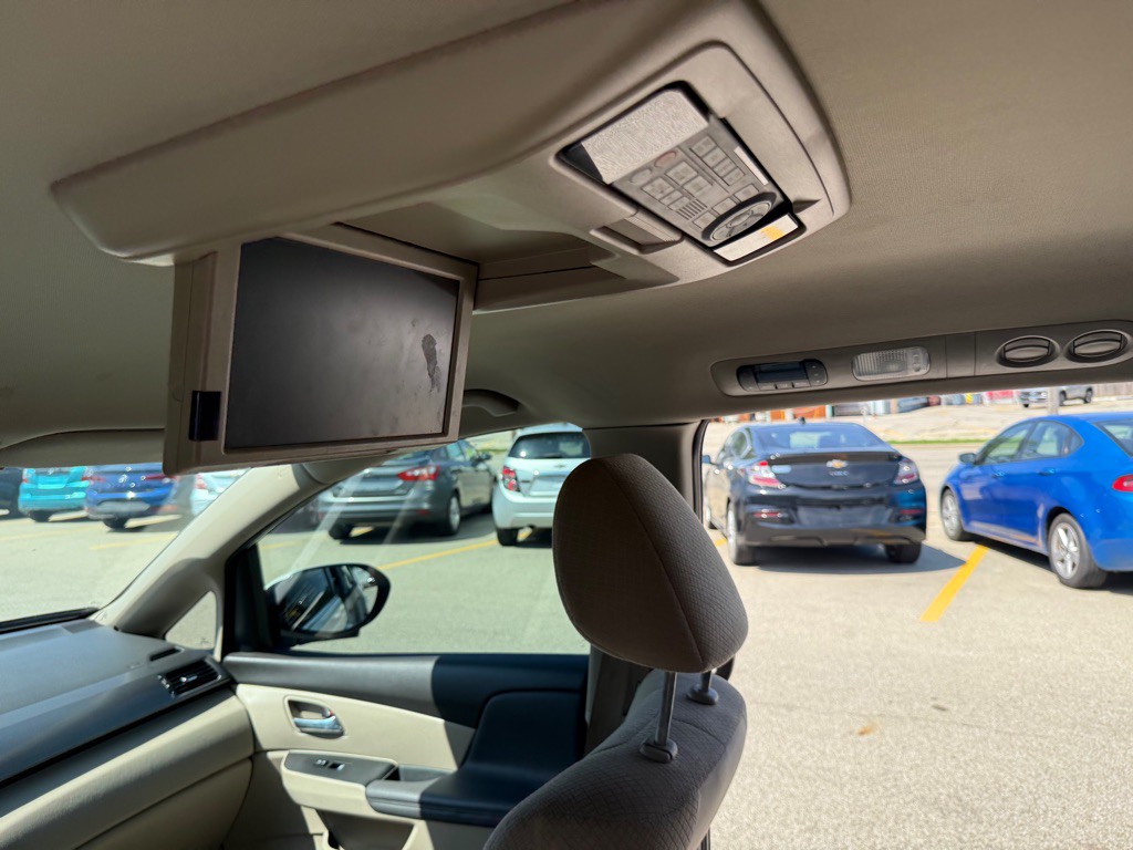 2017 Honda Odyssey Image 19