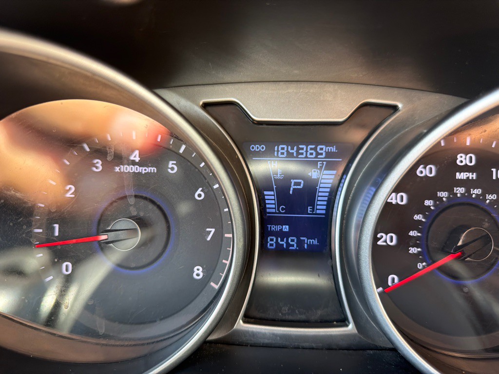 2015 Hyundai Veloster Image 14
