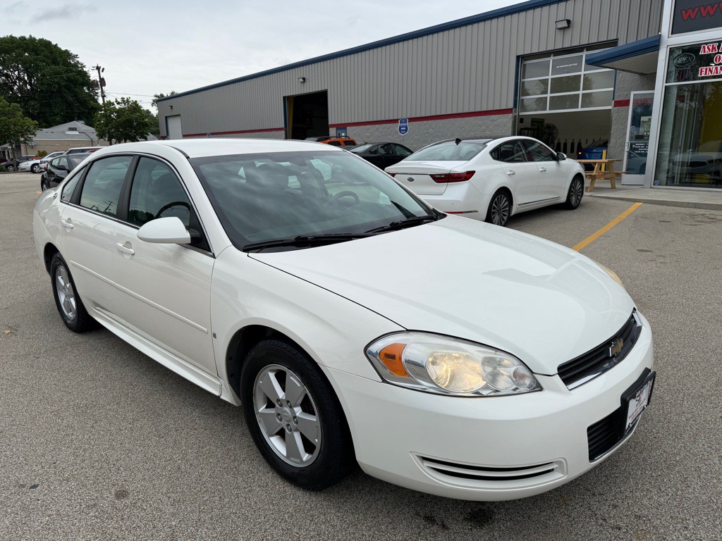 2009 Chevrolet Impala Image 2