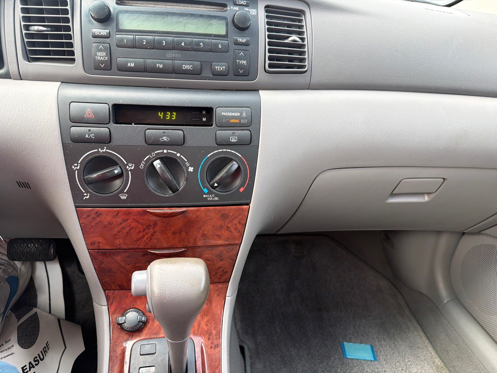 2006 Toyota Corolla Image 16