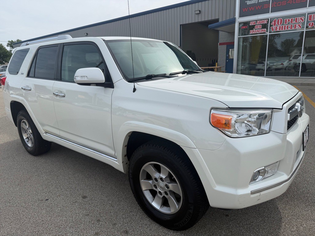 2010 Toyota 4Runner Image 3