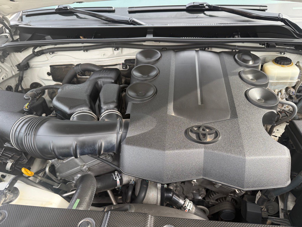 2010 Toyota 4Runner Image 23
