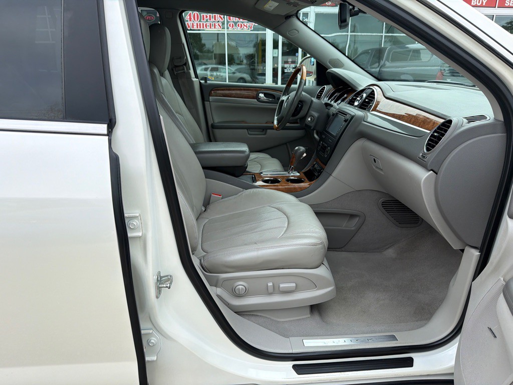 2012 Buick Enclave Image 10