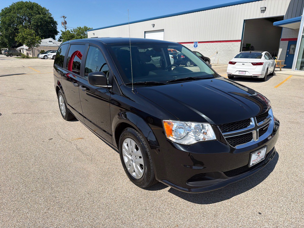 2019 Dodge Grand Caravan Image 2