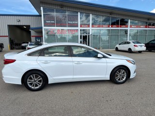 Image for 2015 Hyundai Sonata SE ID: 7450146