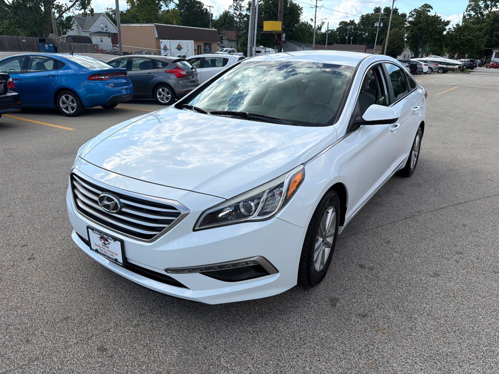 2015 Hyundai Sonata Image 4