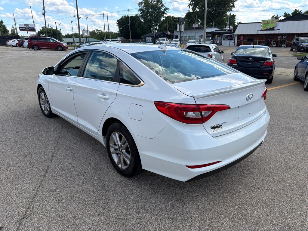 2015 Hyundai Sonata Image 6