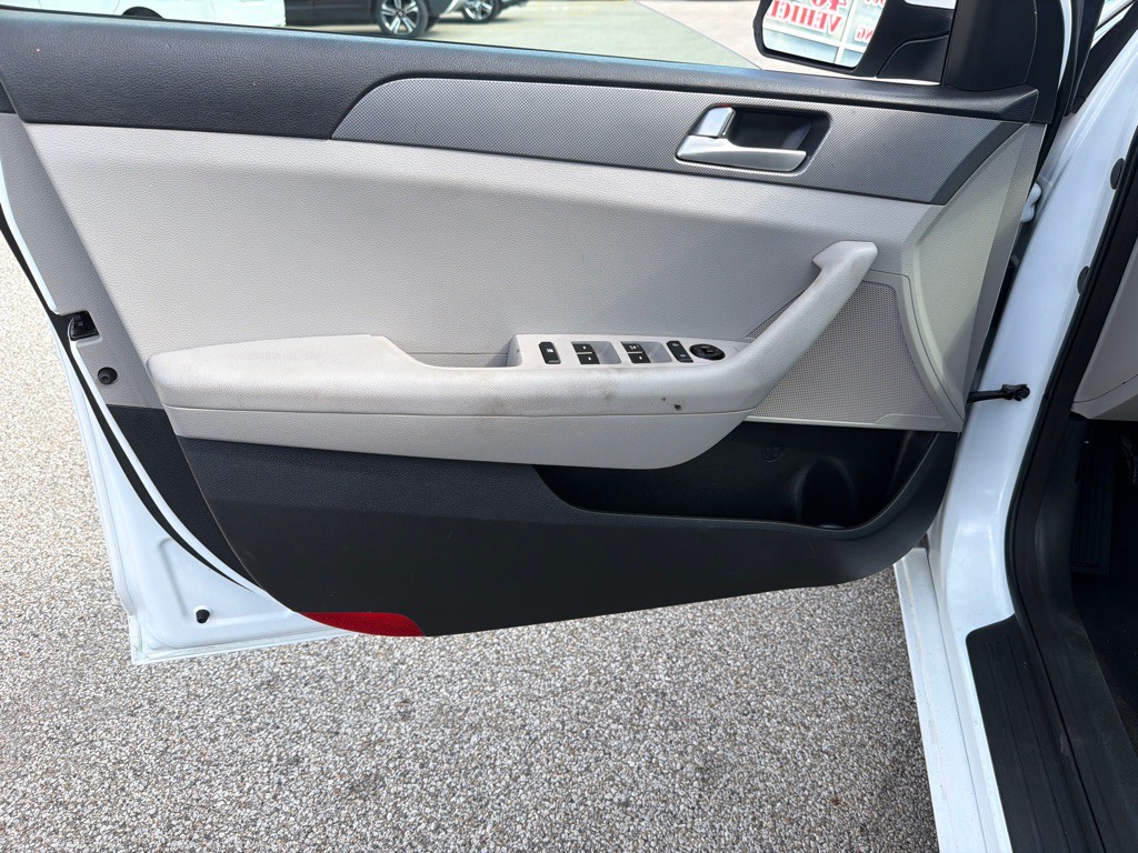 2015 Hyundai Sonata Image 13