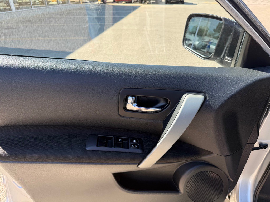 2013 Nissan Rogue Image 9