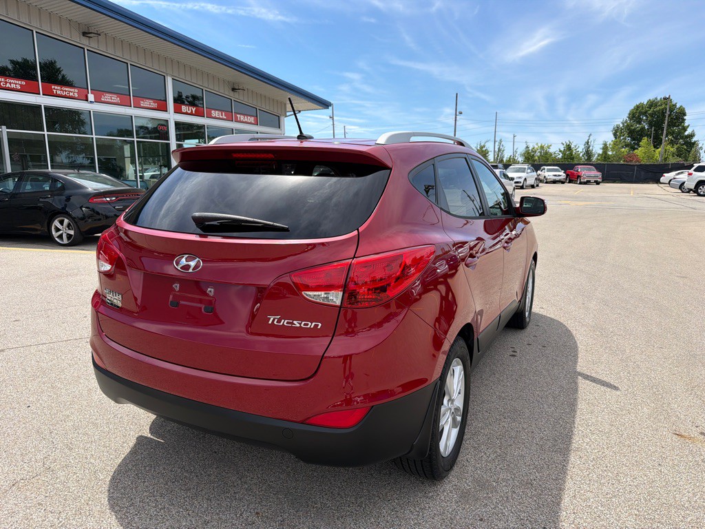 2013 Hyundai Tucson Image 8