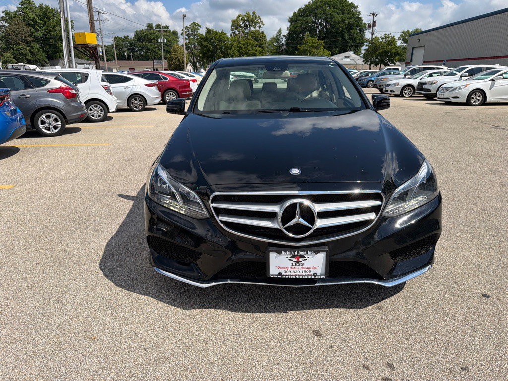 2016 Mercedes-Benz E-Class Image 3