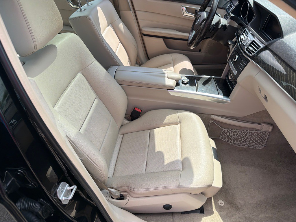 2016 Mercedes-Benz E-Class Image 10