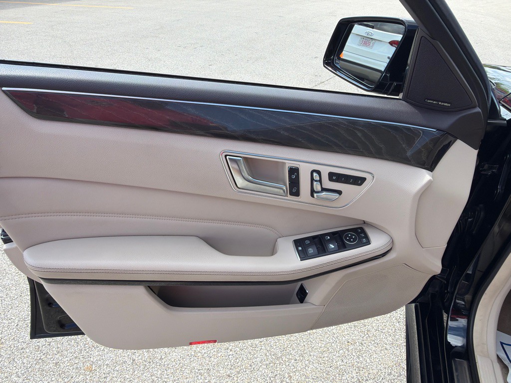 2016 Mercedes-Benz E-Class Image 15